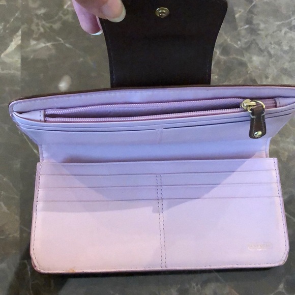 Coach Wallet - Picture 4 of 6